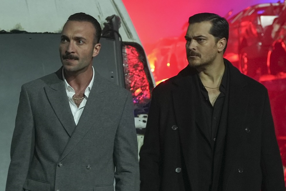 Eşref ve Kadir – Eşref Rüya 21. Bölüm